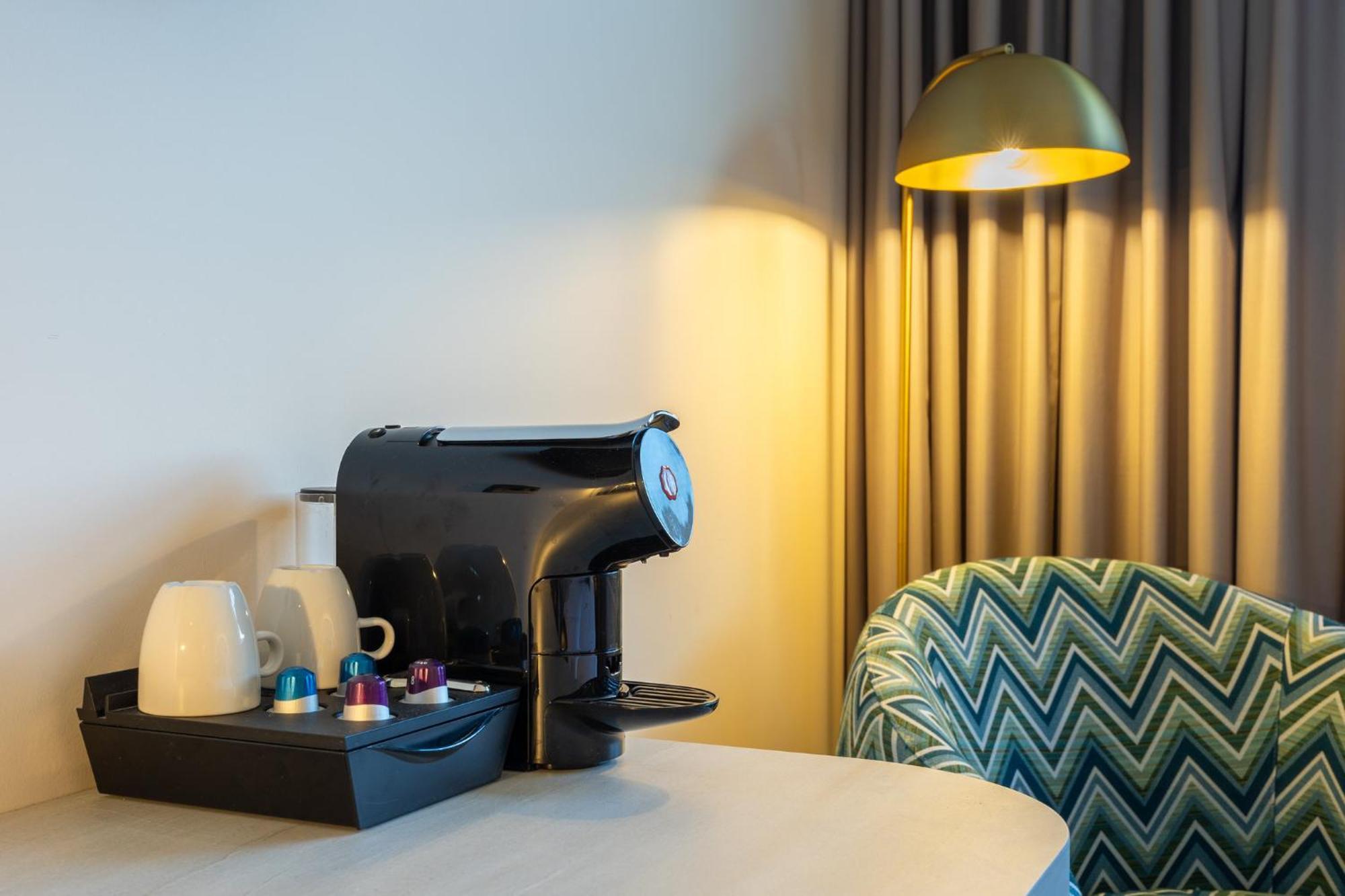 Leonardo Hotel Breda City Center Екстер'єр фото